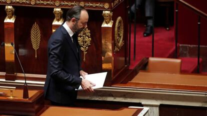 El primer ministro francés, Édouard Philippe, tras intervenir en el debate sobre Siria en la Asamblea Nacional