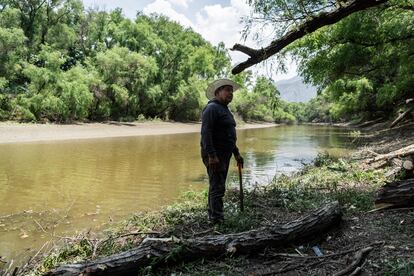 Don Telésforo Flores, pescador del poblado de San Cristóbal y hermano de Juan.