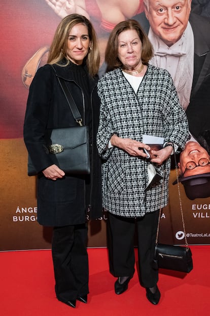 Alejandra Martos Figueroa. Hija de dos personalidades tan famosas en nuestro país como el cantante Raphael y la periodista y aristócrata Natalia Figueroa, Alejandra ha congregado su vida al arte. Lleva dos décadas trabajando como restauradora en el Museo Thyssen y por sus manos han pasado cuadros de pintores tan reconocidos como Kirchner o Degas. De pequeña, sin embargo, soñaba con ser bailarina y ha reconocido que esa sería la única profesión por la que cambiaría su dilatada carrera como restauradora.
