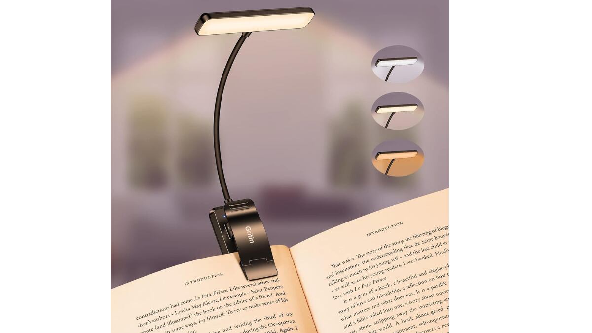 Luz de lectura recargable con protección ocular.