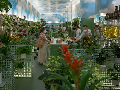 Floristería Mon Parnasse, abierta en marzo en la calle Cea Bermúdez.