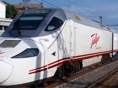 Tren Talgo de alta velocidad. 