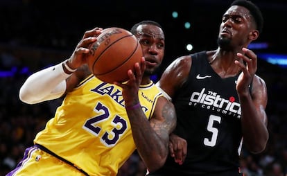 LeBron y Portis en un duelo entre Lakers y Wizards.