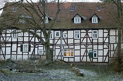 Vista del caserón de Meiwes, en la pequeña localidad de Roteburgo del Fulda, donde se produjeron los hechos.