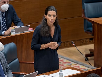 La portavoz de Vox en la Asamblea de Madrid, Rocío Monasterio, interviene en una sesión de control al Gobierno, el pasado 16 de septiembre.