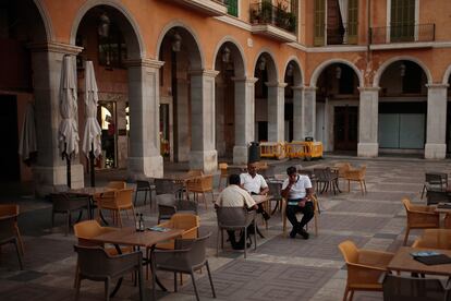 Un restaurante vacío en Palma de Mallorca (España), el pasado 29 de julio.