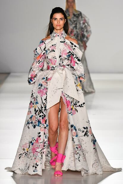 smag-ralph-russo-hc-rs20-0416