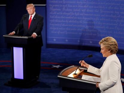 Donald Trump y Hillary Clinton durante el debate