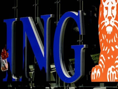 Logotipo del banco ING en una de las oficinas corporativas del grupo neerlandés.