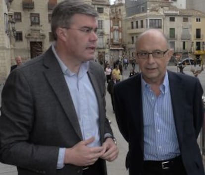 José Enrique Fernández de Moya y Cristóbal Montoro, en un acto en Jaén.