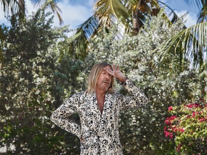 Iggy Pop posa en exclusiva para ICON con chaqueta Dolce & Gabbana.