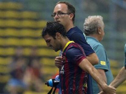 Cesc se retira lesionado