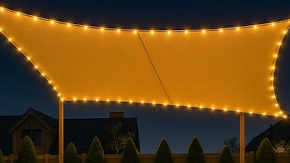 Este es uno de los mejores toldos con luces LED que se pueden comprar en Amazon