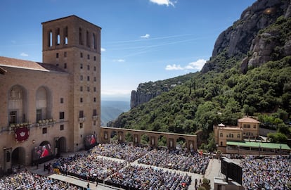 The Pope ignores pedophilia during his visit to Montserrat, one of the focuses of the scandal in Catalonia | Spain