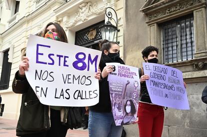 Rueda de prensa del Sindicato de Estudiantes Libres y Combativas, el jueves, para responder ante la decisión del delegado del Gobierno en Madrid de prohibir las concentraciones feministas del 8M.