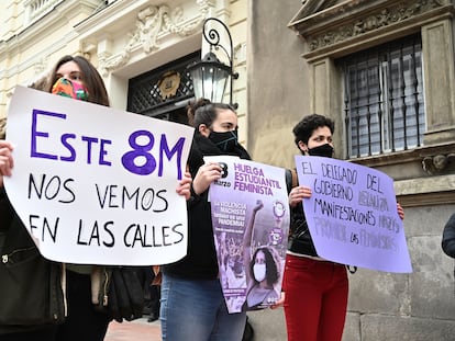 Rueda de prensa del Sindicato de Estudiantes Libres y Combativas, el jueves, para responder ante la decisión del delegado del Gobierno en Madrid de prohibir las concentraciones feministas del 8M.