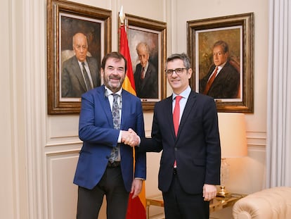 En Madrid, el ministro de Presidencia, Justicia y Relaciones con las Cortes, Félix Bolaños, se reúne con el presidente por suplencia del Consejo General del Poder Judicial, Vicente Guilarte, en la propia sede del Consejo este viernes. Foto facilitada por el CGPJ.