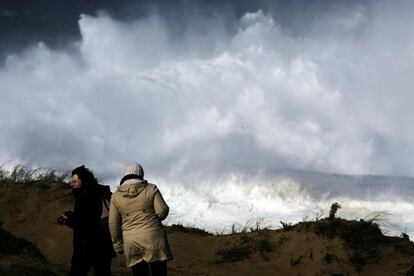 Fuerte temporal en la costa de Meirás, en Valdoviño (A Coruña).