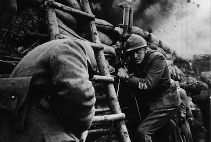 Fotograma de la película 'Senderos de gloria' de Stanley Kubrick