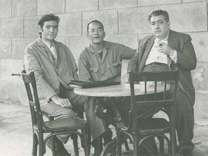 Julio Cortázar, Chino López y José Lezama Lima (de izquierda a derecha), en La Habana en 1963.