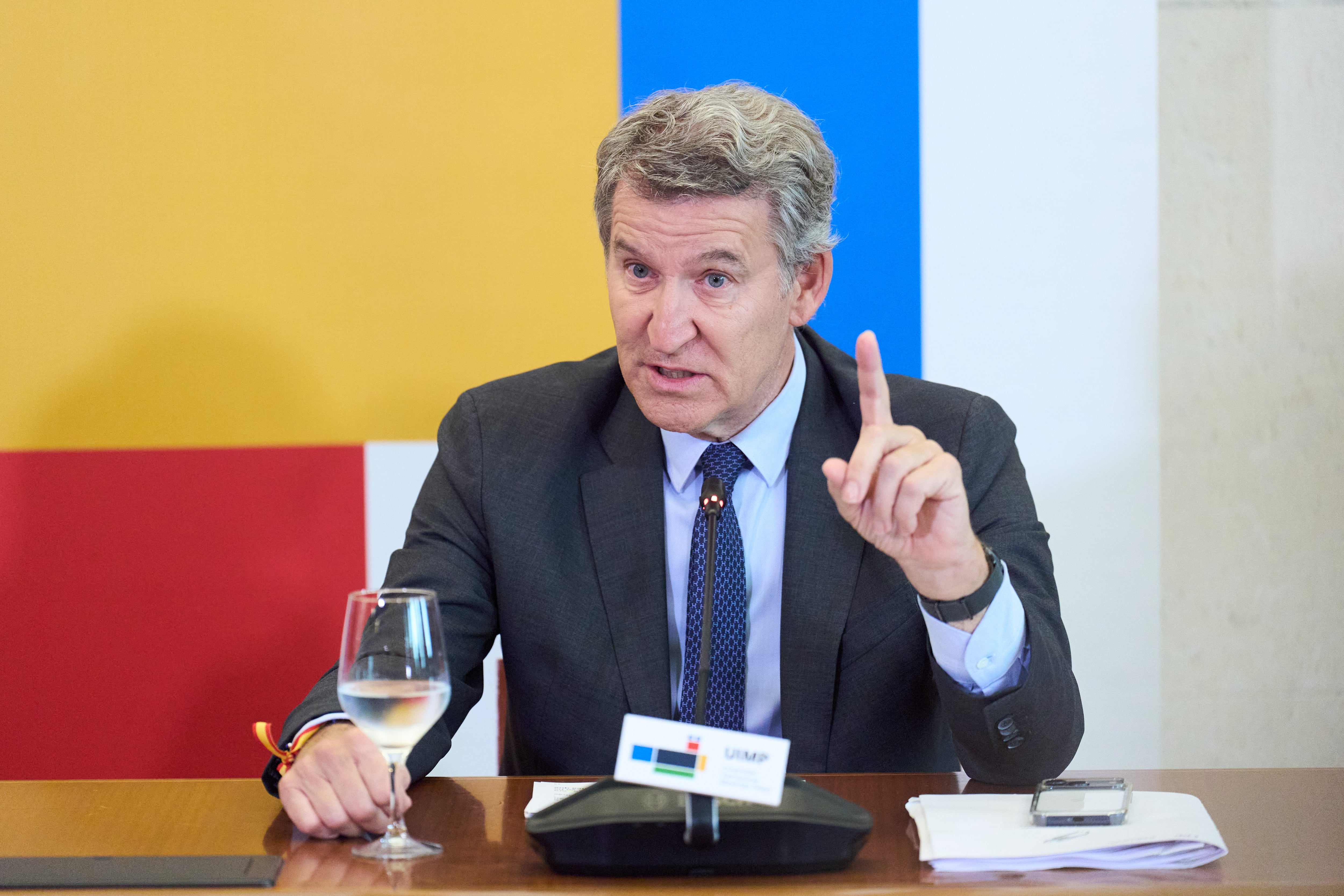 Feijóo asume ahora que el PP está de acuerdo con que todos los nietos que acrediten el parentesco tengan derecho a la nacionalidad