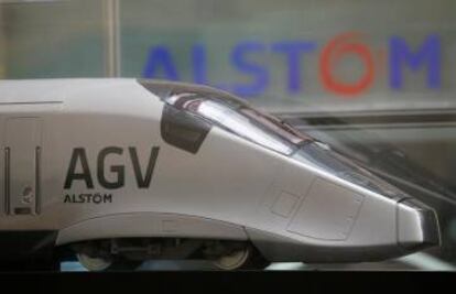 Maqueta de tren AGV de Alstom.