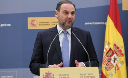 El ministro de Fomento en funciones, Jos&eacute; Luis &Aacute;balos.  