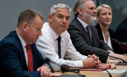 El negociador jefe del Reino Unido para el Brexit, Stephen Barclay, antes de la reunión con su homólogo comunitario, Michel Barnier, este viernes en Bruselas. 