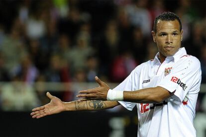 Luis Fabiano, durante un partido con el Sevilla.