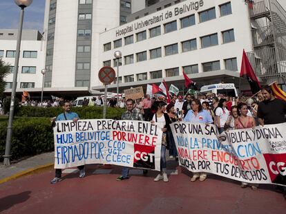 Manifestación en el Hospital Universitario de Bellvitge.