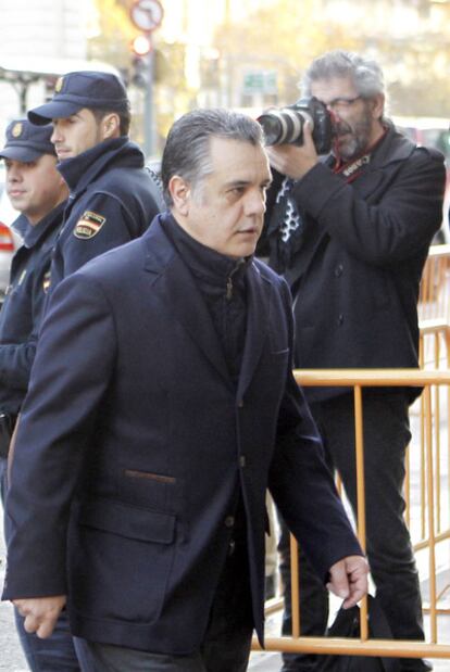 Cándido Herrero, de Orange Market, a su llegada al juicio.