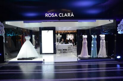 Rosa Clará's new wedding gown outlet in the Colombian capital.