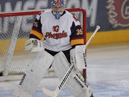 Cech en el partido ante Swindon Wildcats. 