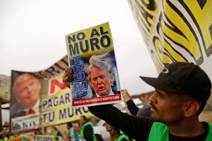 Una protesta contra el muro fronterizo en Tijuana.