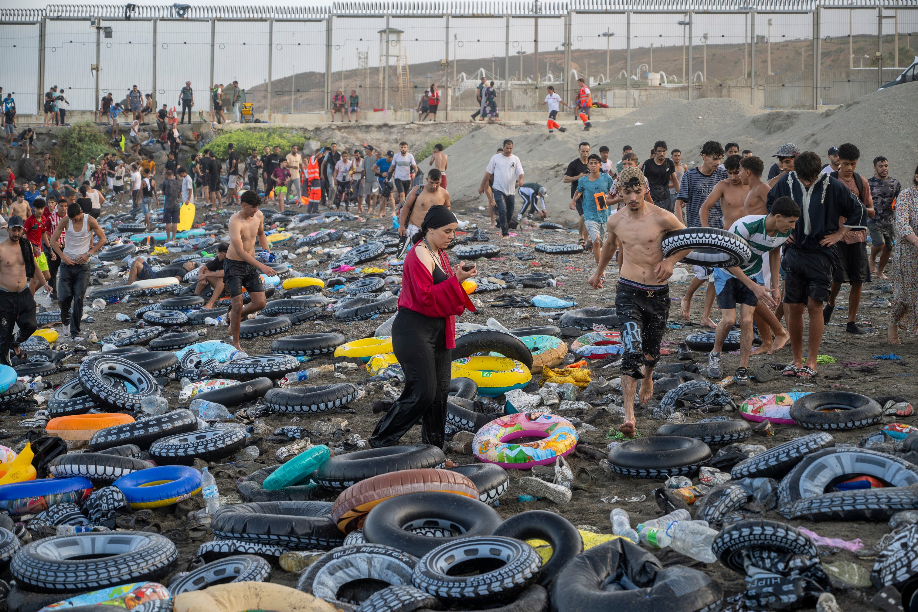 Recuperados 41 cadáveres en las aguas de Ceuta tras la entrada de 50.000 migrantes irregulares
