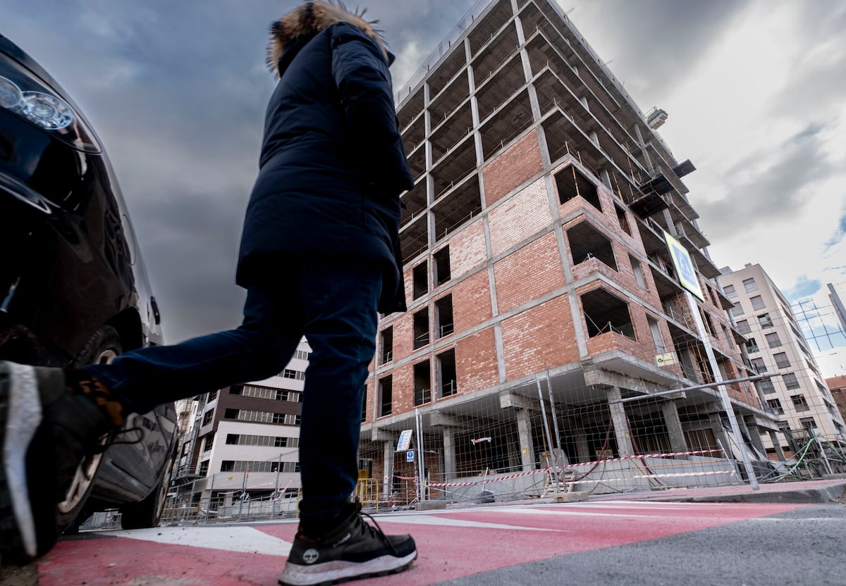 La Policía investiga la muerte de una menor de 13 años y un joven de 20 en Logroño