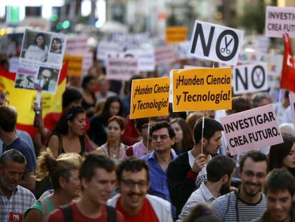 Manifestaci&oacute;n en Madrid en contra los recortes en ciencia, en 2014.