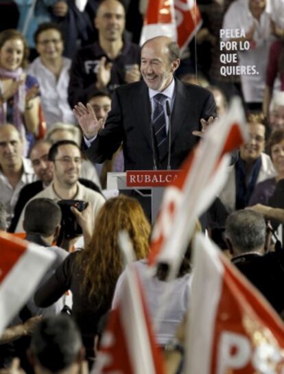 Rubalcaba, en el cierre de campaña, en Fuenlabrada.