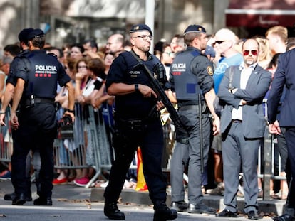 Policia a la manifestaci&oacute; contra el terrorisme.