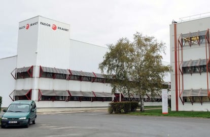 Instalaciones de Brandt, la filial francesa de Fagor, en Saint-Jean-de-la-Ruelle.