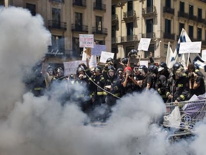 Los bomberos de Barcelona se manifiestan en mayo del a&ntilde;o pasado para reclamar mejoras laborales