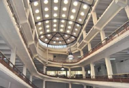 Imagen de la rampa y la bóveda del Parque Móvil.