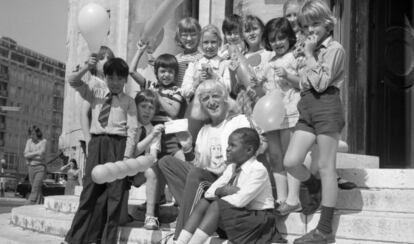 Jimmy Savile em um ato beneficente em 1973.