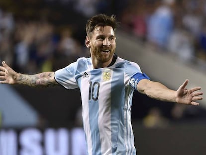 Messi celebra el seu segon gol davant del Panamà.