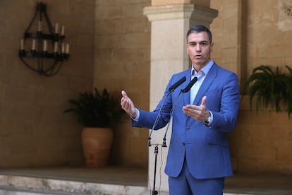 Pedro Sánchez, sin corbata, en agosto de 2022.