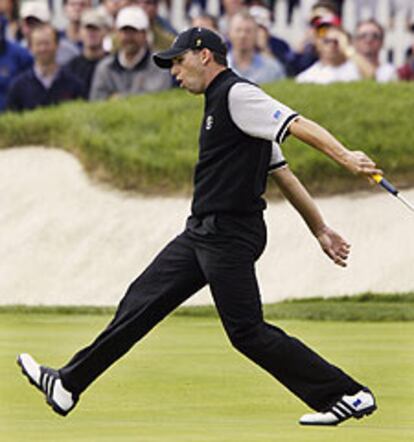 Sergio García, tras lograr un <i>birdie</i> en su partido de <i>foursomes</i>.