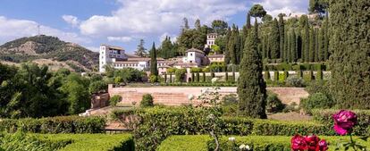 Parador de la Alhambra, antiguo convento de San Francisco en el interior del recinto nazarí.