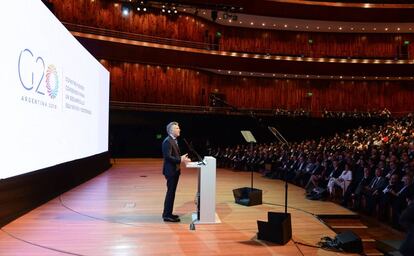 Mauricio Macri habla en Buenos Aires durante la inauguraci&oacute;n de la presidencia temporal de Argentina en el G-20.