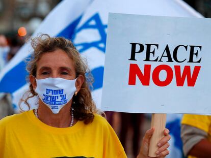 Manifestación pacifista israelíe contra la anexión de Cisjordania, el martes en Tel Aviv.