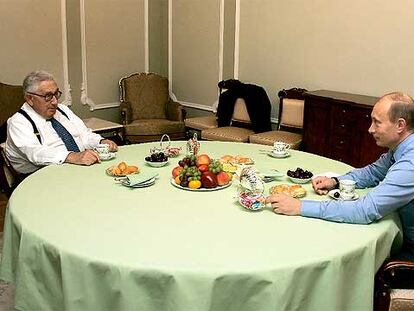 Putin recibe a uno de los actores de la guerra fría